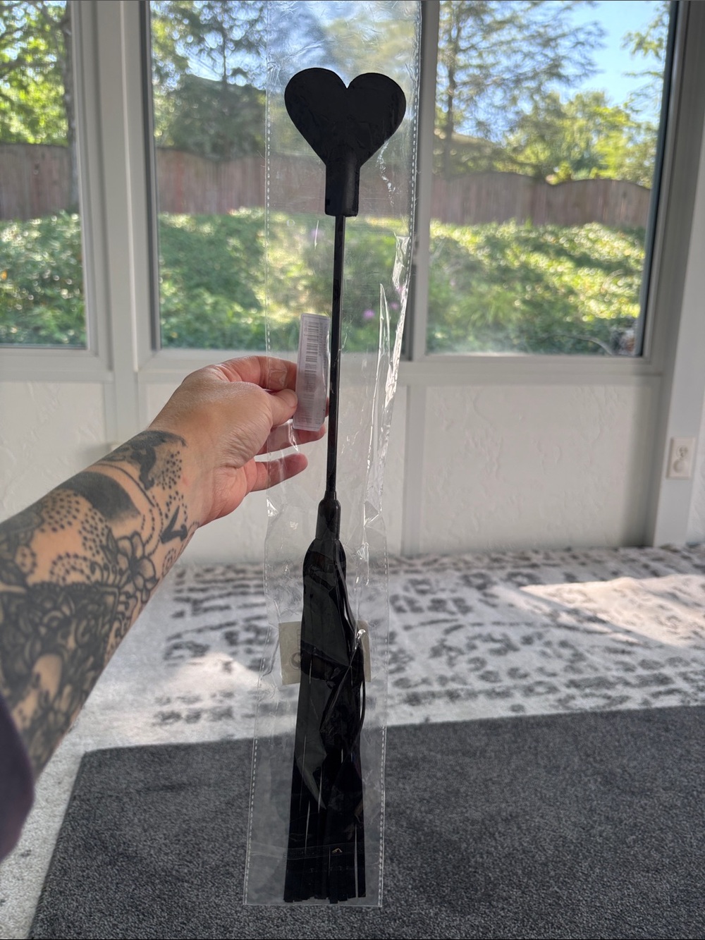 SHEIN Prop Black Heart Tail Riding Crop